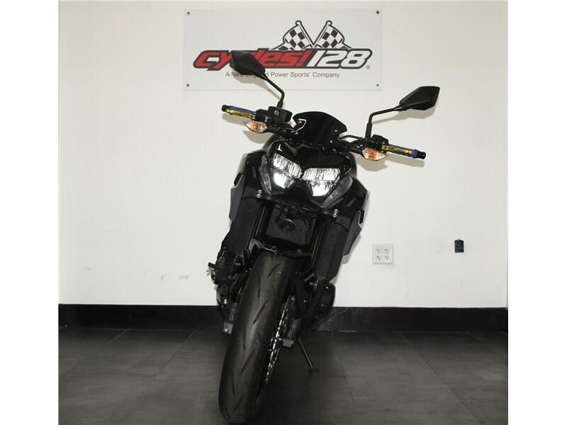 Used 2024 Kawasaki Z900 ABS Image 2