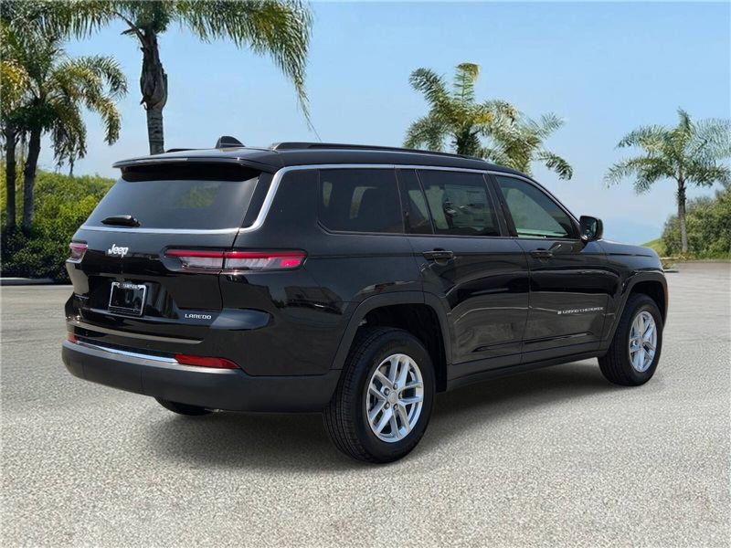 New 2026 Jeep Grand Cherokee L Laredo 4x2