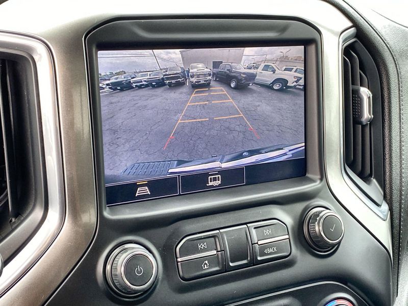 Used 2021 Chevrolet Silverado 1500 RSTImage 15