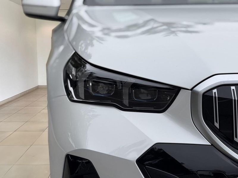 2025 BMW i5 eDrive40Image 12