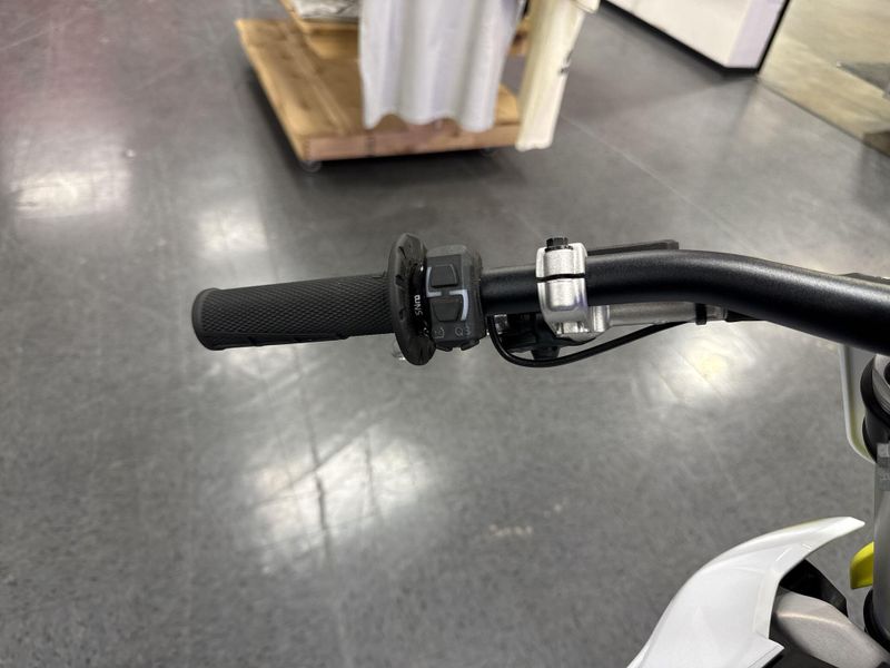 New 2025 Husqvarna FC 450 Image 16