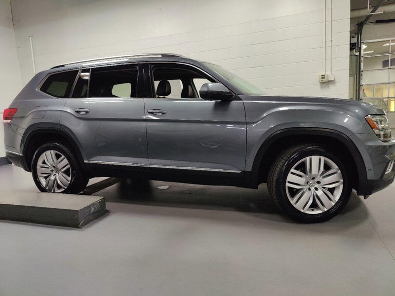 2019 Volkswagen Atlas V6 AWD SEL Premium w/Sunroof/NavImage 3