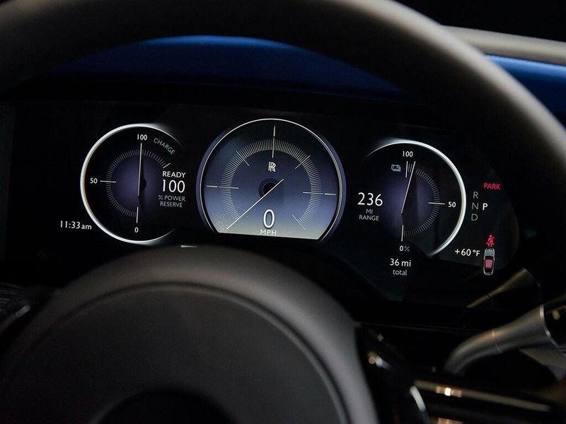 2025 Rolls-Royce Spectre Image 15