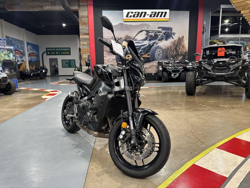 Used 2022 Yamaha MT-09 CA Image 10