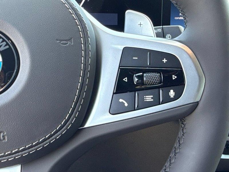 New 2027 BMW X7 xDrive40iImage 23