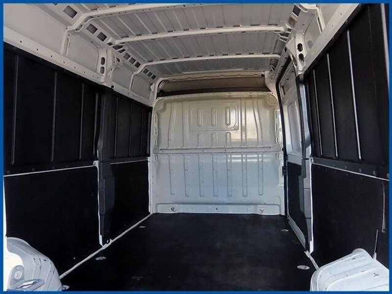 2023 Ram ProMaster 2500 photo 7