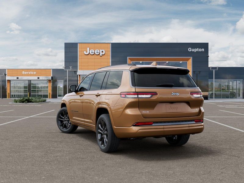 New 2026 Jeep Grand Cherokee L Limited Reserve 4x4Image 29