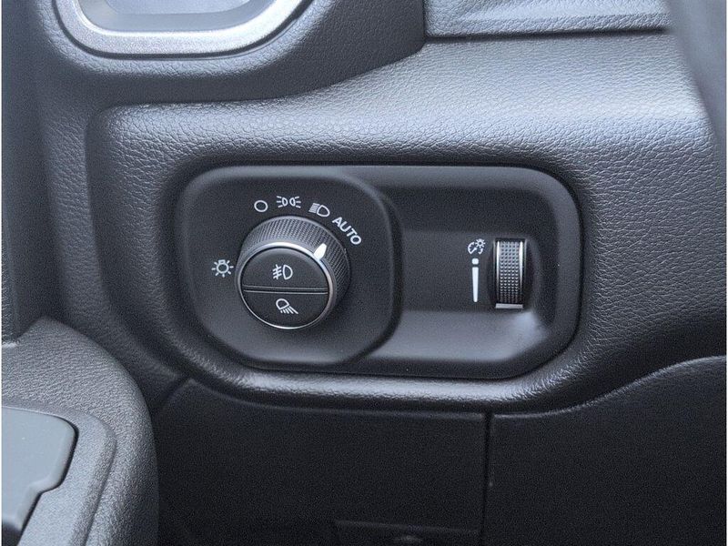 New 2026 RAM 2500 Tradesman Crew Cab 4x4 6