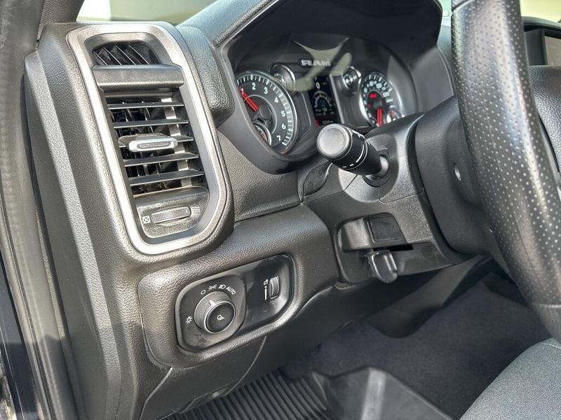 2022 RAM 2500 TradesmanImage 26