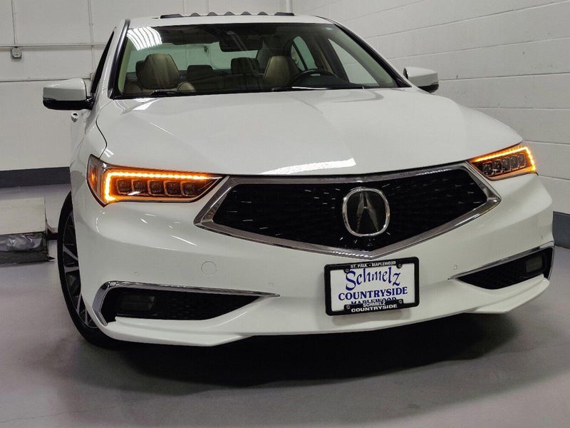 2018 Acura TLX SH-AWD w/Advance PkgImage 2