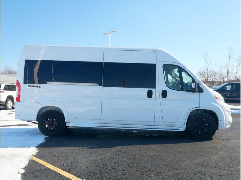 2024 RAM Promaster 2500 Slt+ Window Van High Roof 159