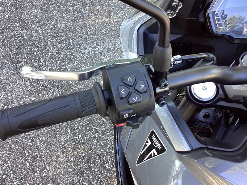2025 Triumph Tiger Sport 800