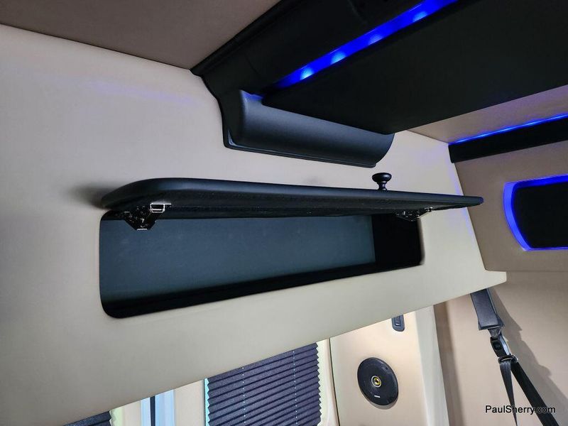 2024 RAM Promaster 3500 Slt+ Window Van High Roof 159