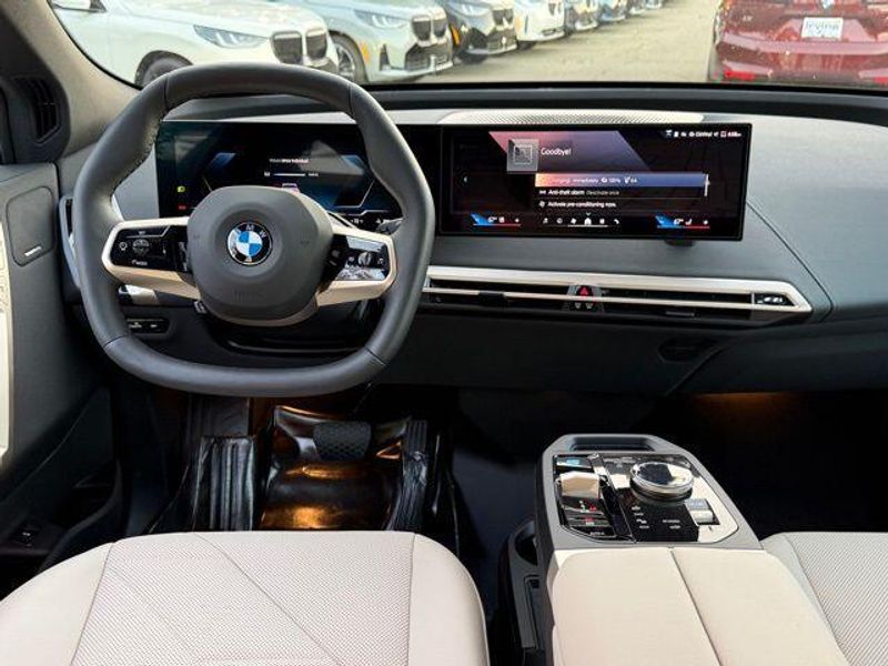 New 2026 BMW iX xDrive45Image 25