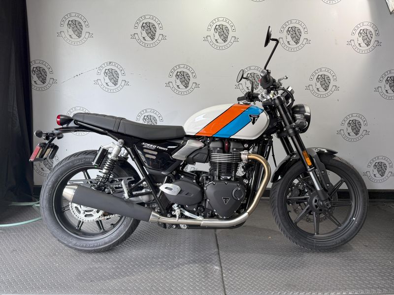 2025 Triumph SPEED TWIN 900 