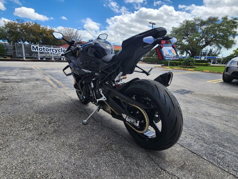 2026 BMW S 1000 RRImage 7