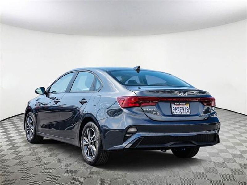 2022 Kia Forte LXSImage 6