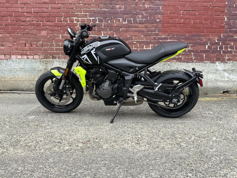 2024 Triumph TRIDENT 660
