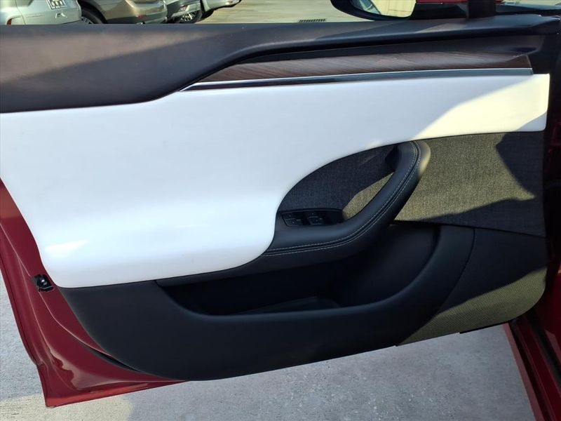 Used 2022 Tesla Model S PlaidImage 20