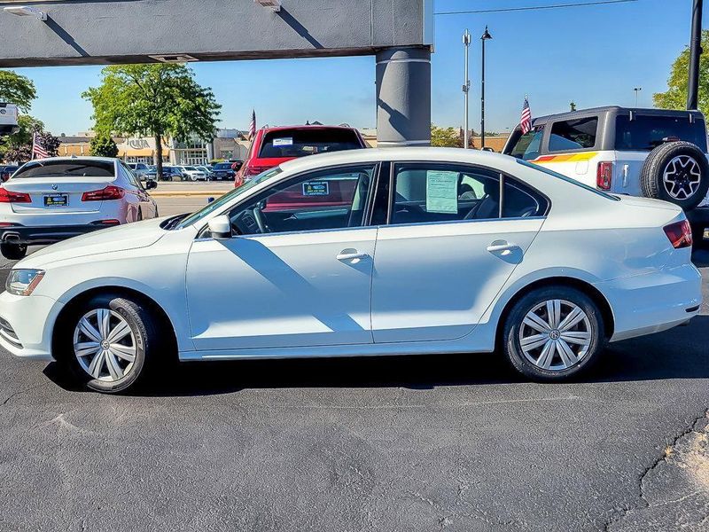 2017 Volkswagen Jetta 1.4T S photo 5