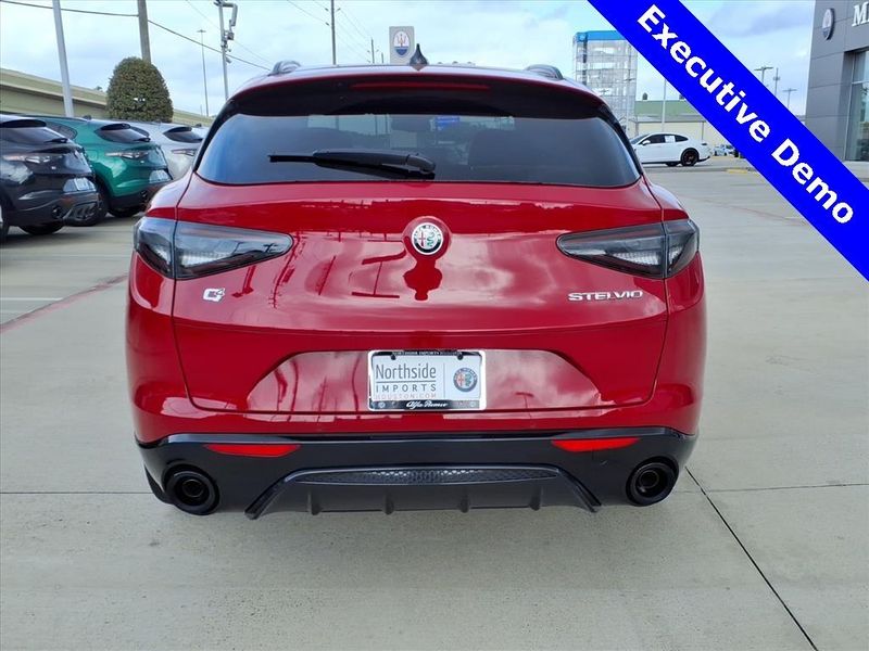 New 2025 Alfa Romeo Stelvio AwdImage 8