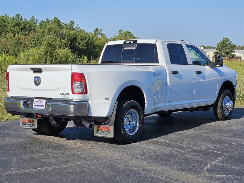 2024 RAM 3500 Tradesman Crew Cab 4x4 8