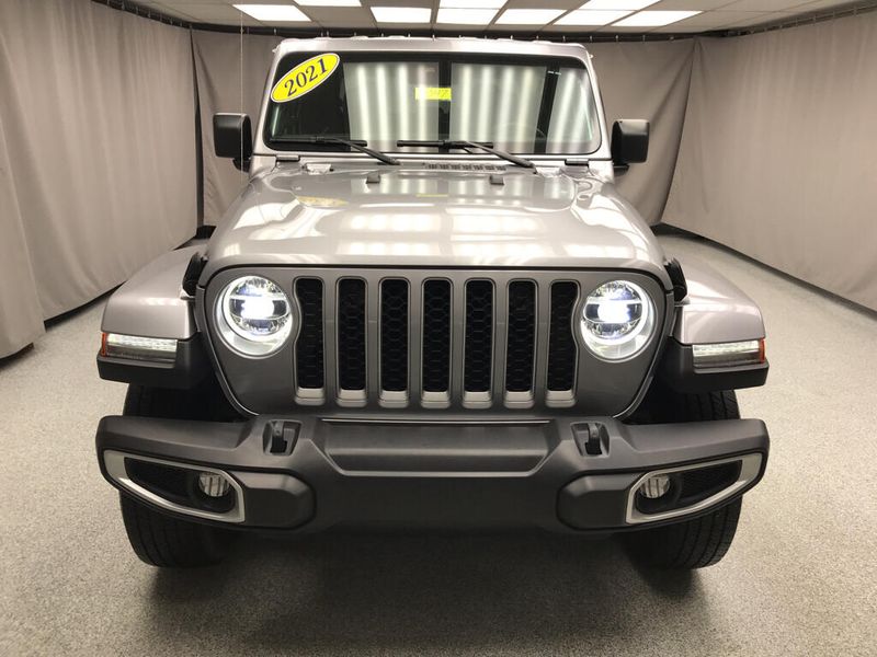 Used 2021 Jeep Gladiator OverlandImage 7