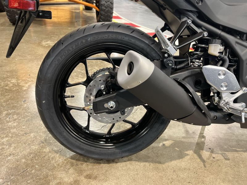 New 2026 Yamaha YZF-R3 ABS CA 70TH ANNIVERSARY EDITION Image 16