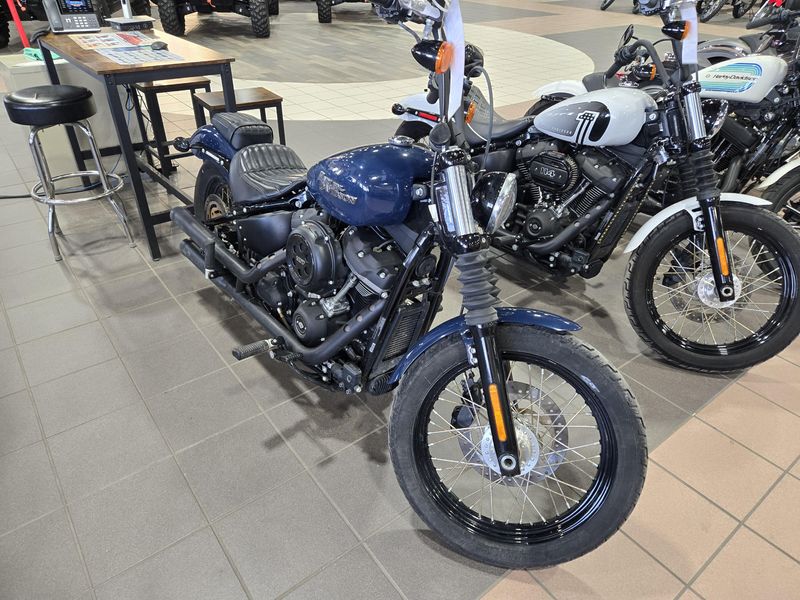 2019 HARLEY SOFTAIL STREET BOBImage 2