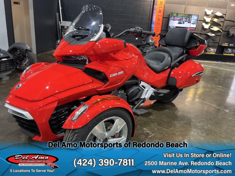 2023 Can-Am H9PB  in a PLASMA RED/PLATINUM exterior color. Del Amo Motorsports of Redondo Beach (424) 304-1660 delamomotorsports.com 