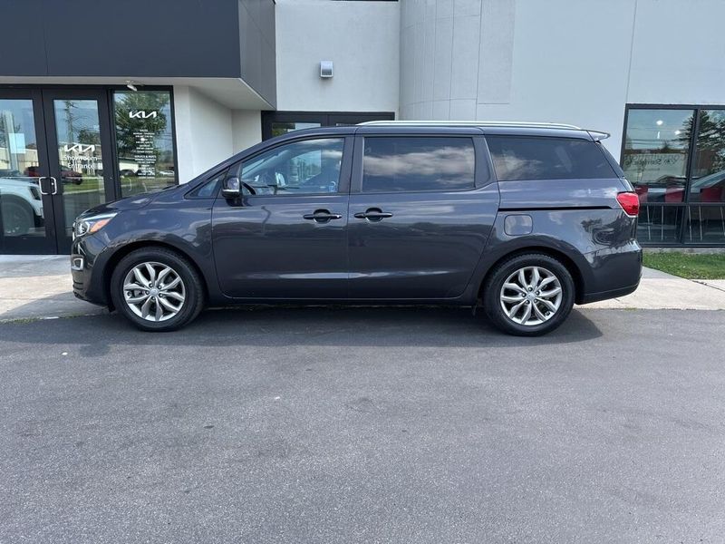 Used 2021 Kia Sedona EXImage 8