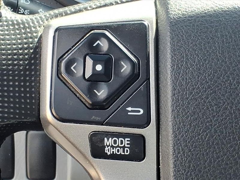 Used 2014 Toyota Tacoma PreRunnerImage 20