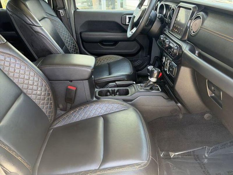Used 2023 Jeep Gladiator High AltitudeImage 12