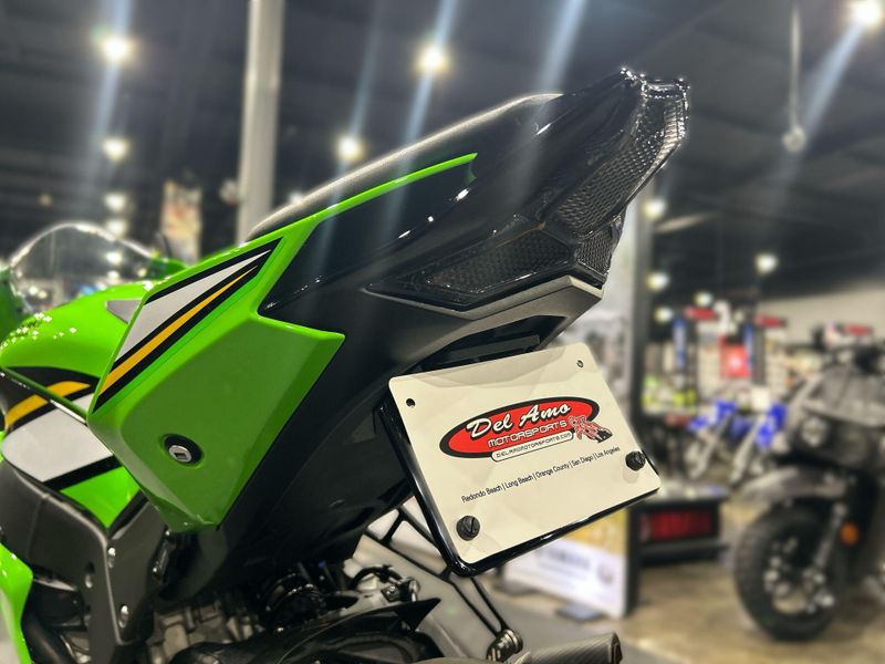 Used 2025 Kawasaki NINJA ZX 10R ABS KRT EDITION Image 25