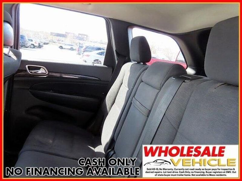 2012 Jeep Grand Cherokee LaredoImage 10