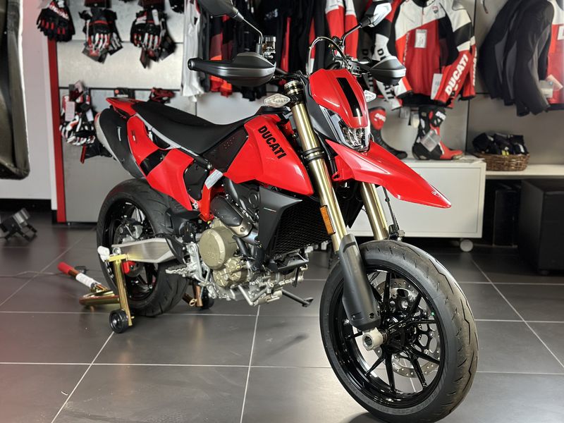 2024 Ducati HYPERMOTARD 698Image 1