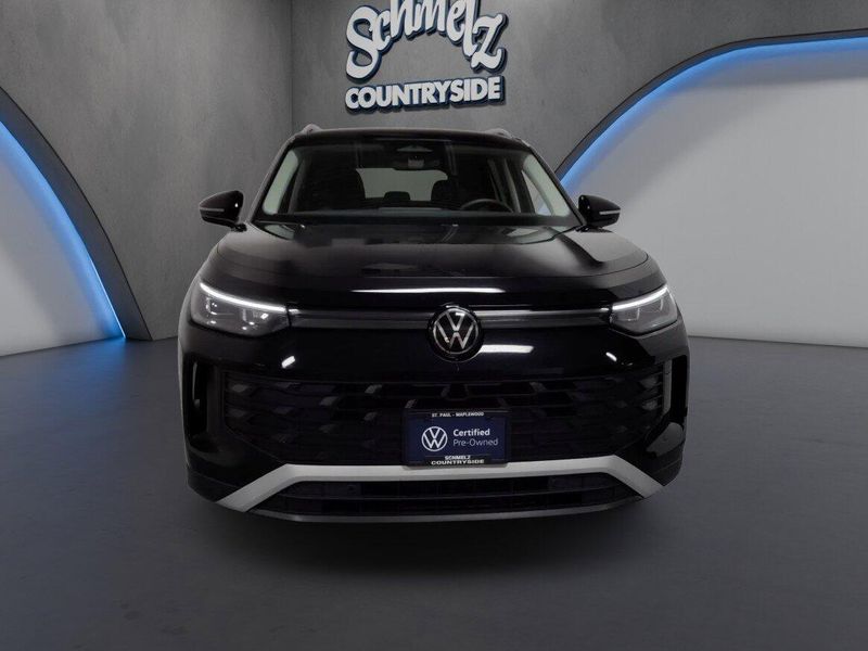 Used 2025 Volkswagen Tiguan S 4-Motion AWDImage 3