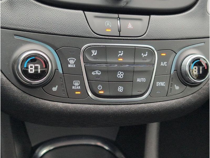 Used 2023 Chevrolet Malibu LTImage 16