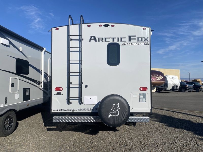 2024 ARCTIC FOX 22G Image 4