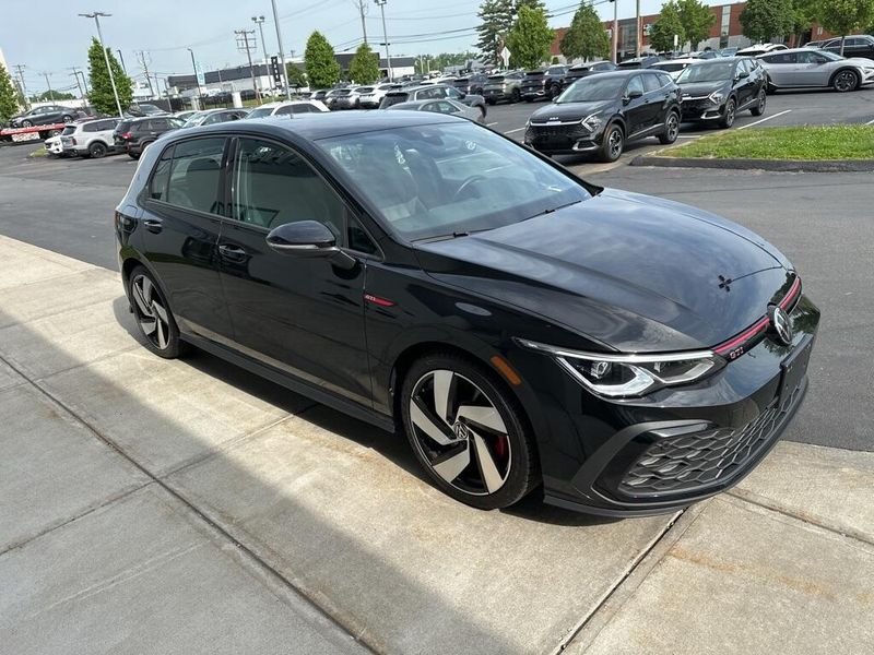 2024 Volkswagen Golf GTI 2.0T SImage 3
