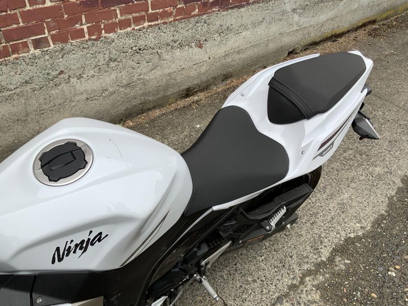 2023 Kawasaki NINJA 400 