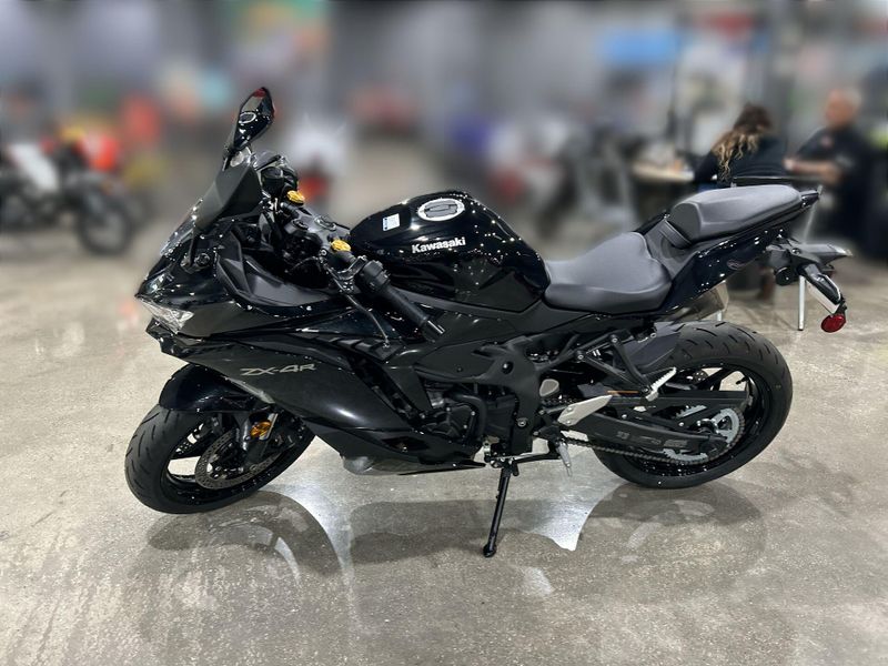 New 2026 Kawasaki NINJA ZX-4R ABS Image 17
