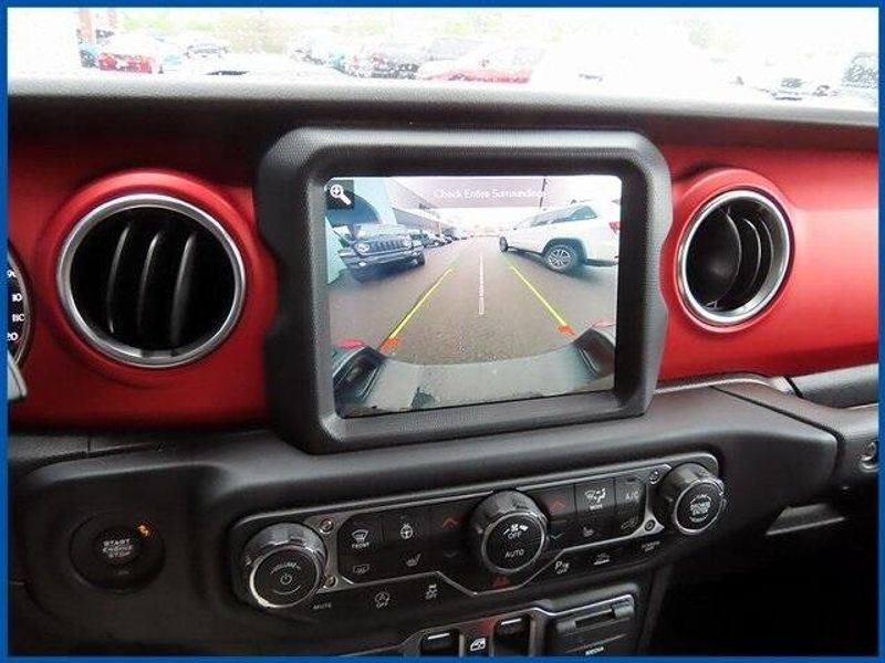 2020 Jeep Gladiator RubiconImage 13
