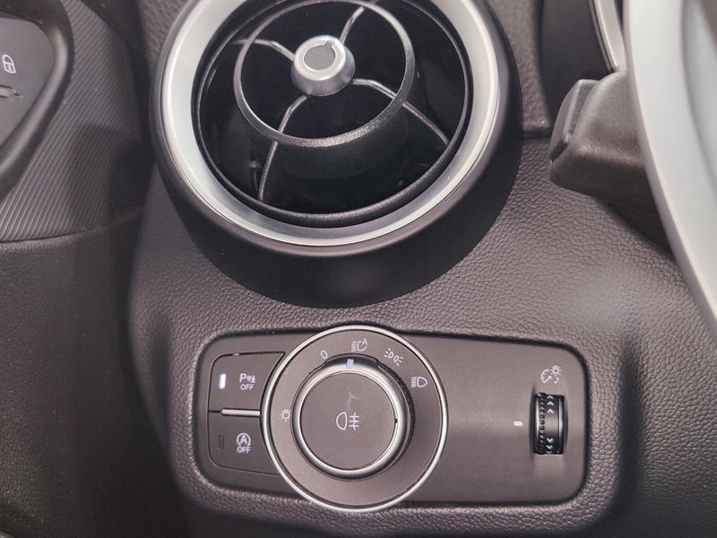 Used 2024 Alfa Romeo Stelvio Veloce AWD w/Sunrof/Activ AsstImage 32