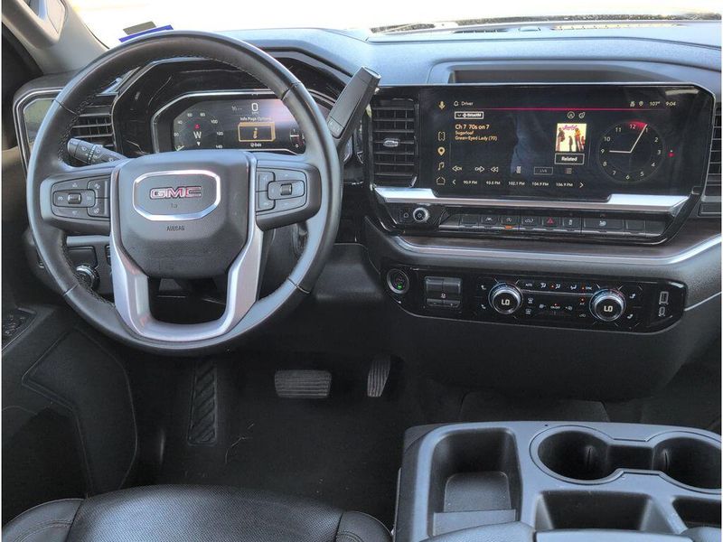 Used 2025 GMC Sierra 1500 SLTImage 34