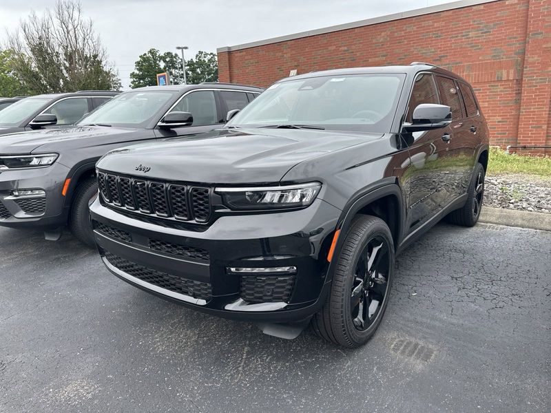 2024 Jeep Grand Cherokee L Limited 4x4Image 1