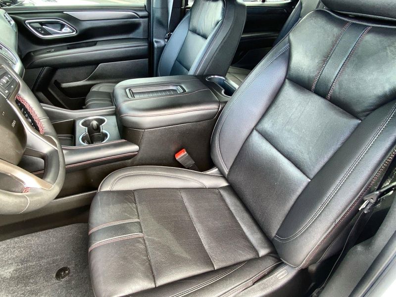 Used 2023 Chevrolet Tahoe RSTImage 18