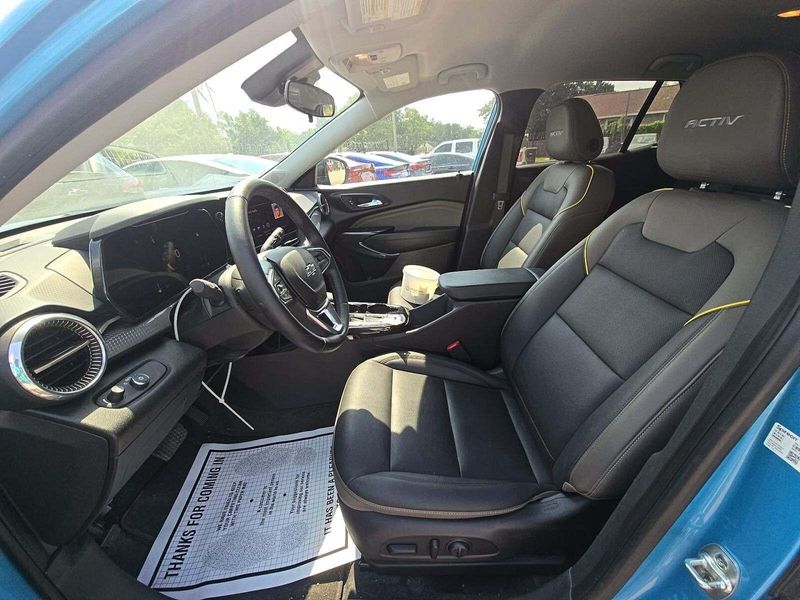 2025 Chevrolet Trax ACTIV photo 3