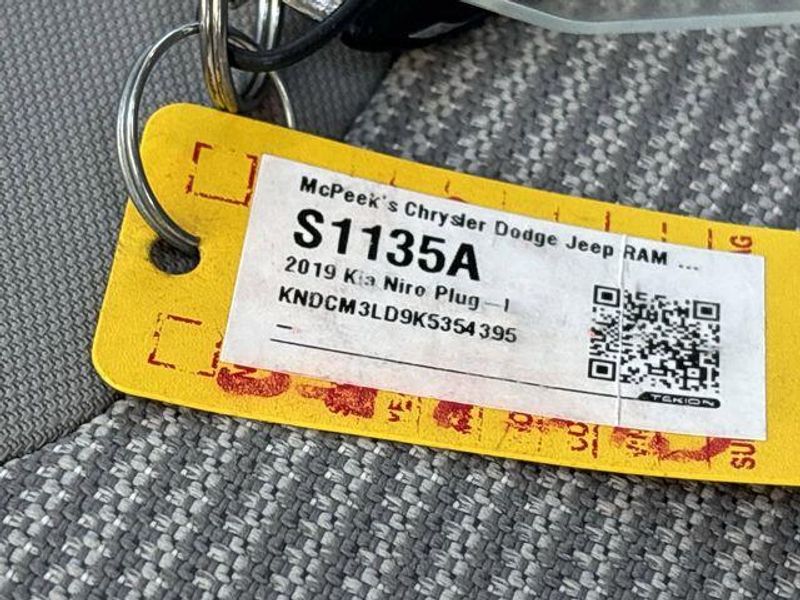Used 2019 Kia Niro Plug-In Hybrid LXImage 32