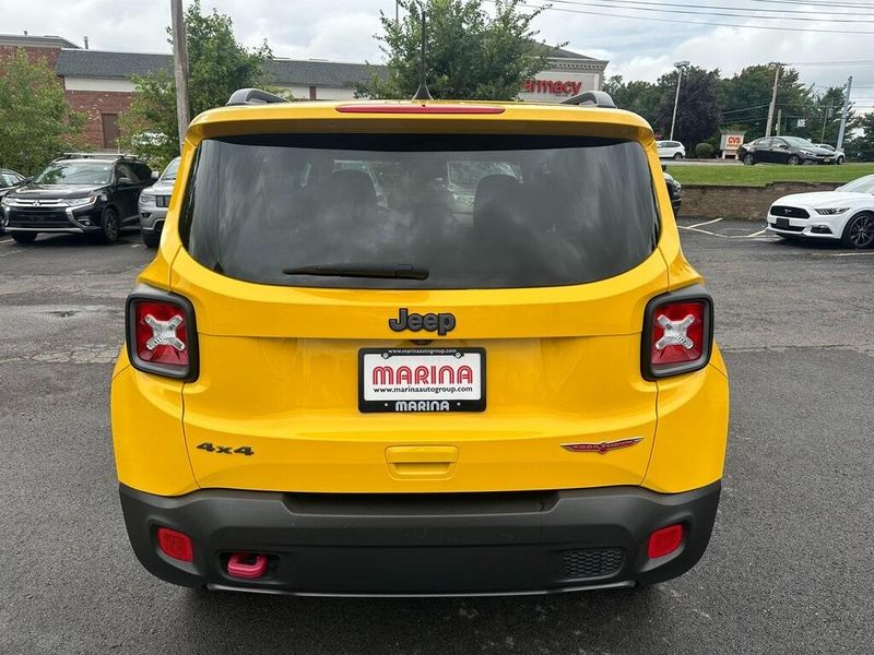 2018 Jeep Renegade Trailhawk photo 7